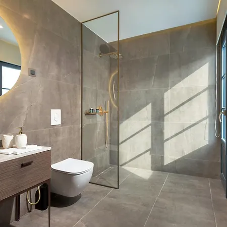 The Aiolou & 4* Athens